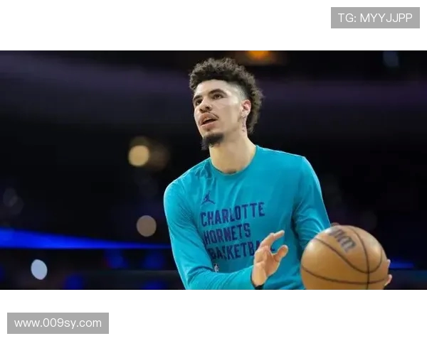 黄蜂鲍尔回归带动球队快攻